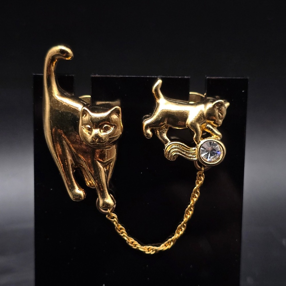 Avon Cat Pin Mom and Kitten Gold Tone Rhinestone Vintage Costume Jewelry